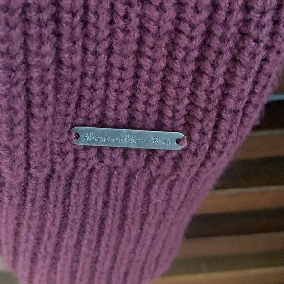 🎉🎉🎉SOLD🎉🎉🎉🎉🎉🎉Abercrombie & Fitch sweater - Picture 5 of 8